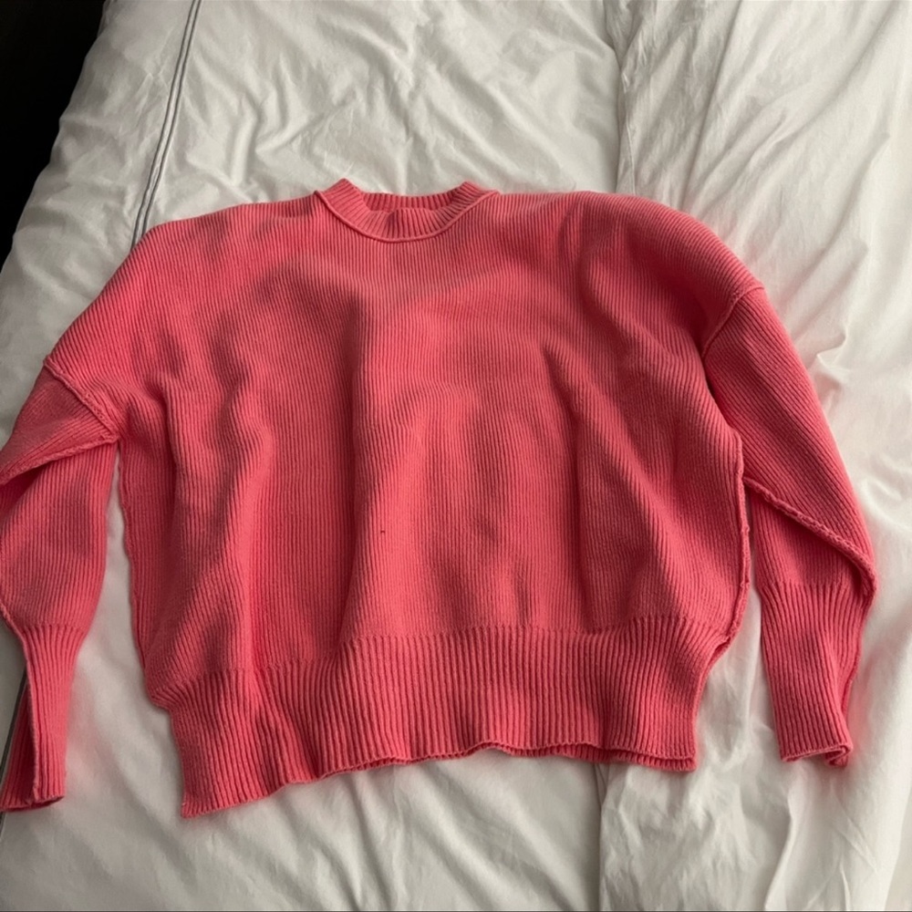 pink sweater